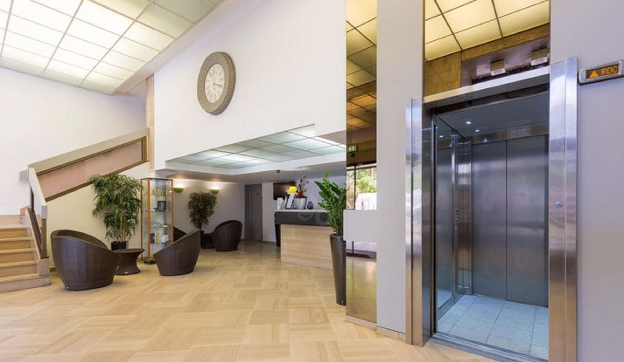Hotel Le Noailles Nice Gare Exteriör bild