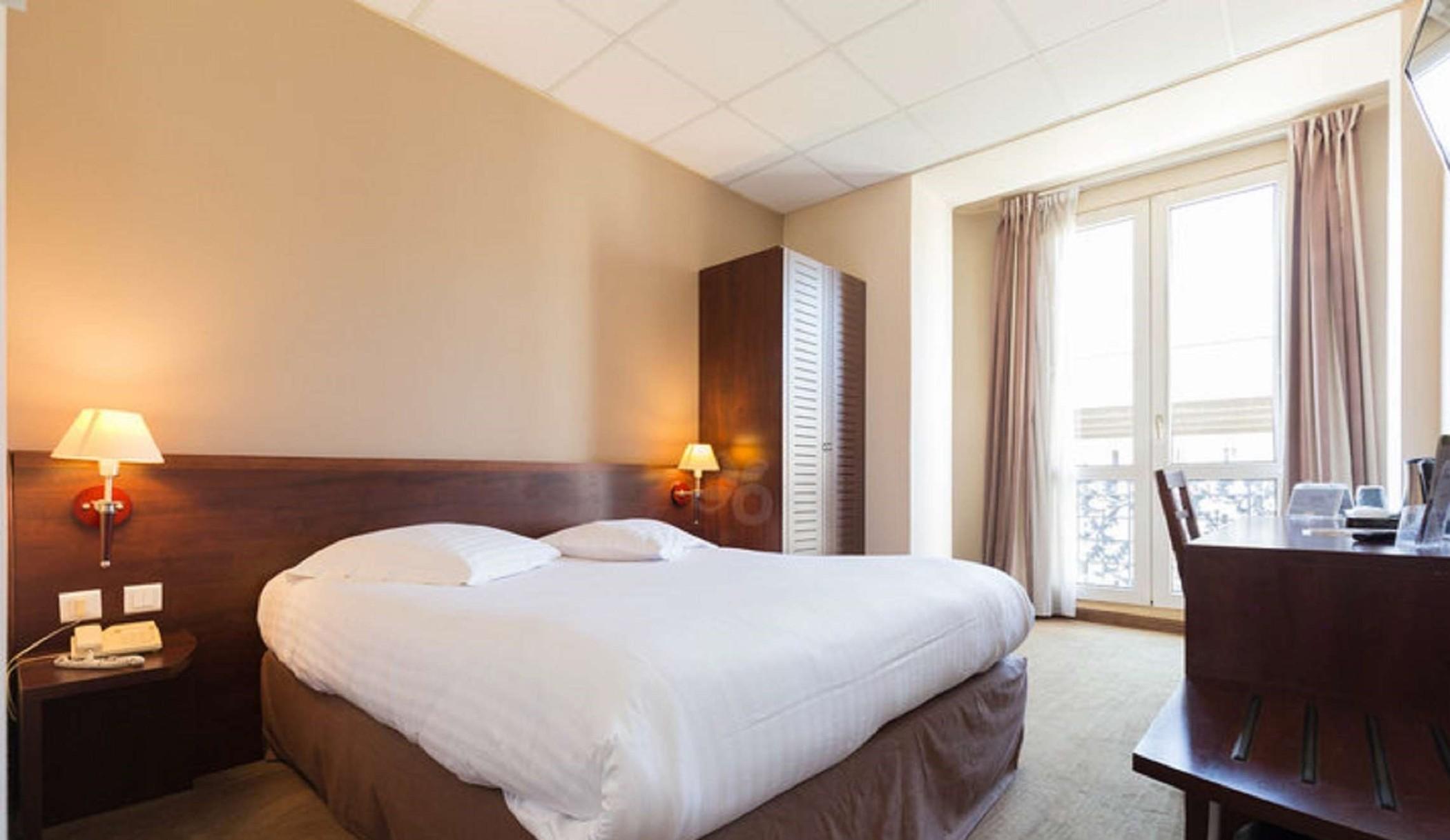 Hotel Le Noailles Nice Gare Exteriör bild